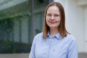 Portrait von  Ann-Cathrin Groba.