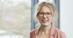 Portrait von Saskia Schlesinger.