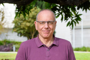 Portrait Prof. Dr. Ronen Alon.