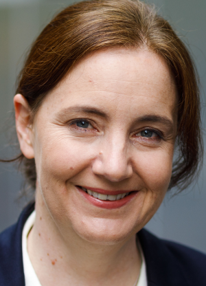 Prof. Dr. Kristina Lorenz.