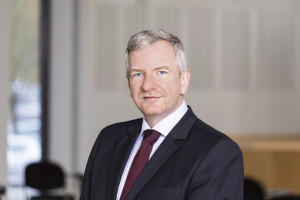 Porträtfoto von Prof. Dr. Albert Sickmann.