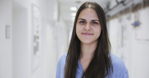 Portrait von Gina Piontek.