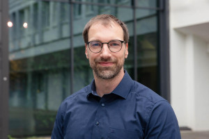 Portrait von Dr. Jens Liebich.