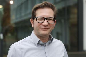 Portrait von Jens Hinrichs.