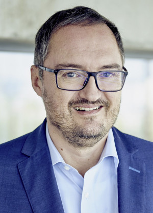 Porträt Prof. Dr. Andreas Fery